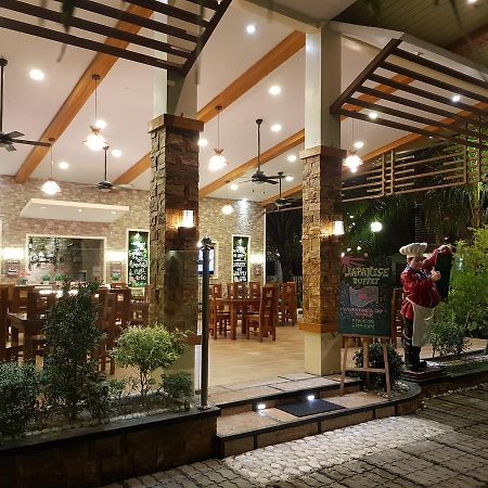 Eduardo'S Resort Calapan Kültér fotó